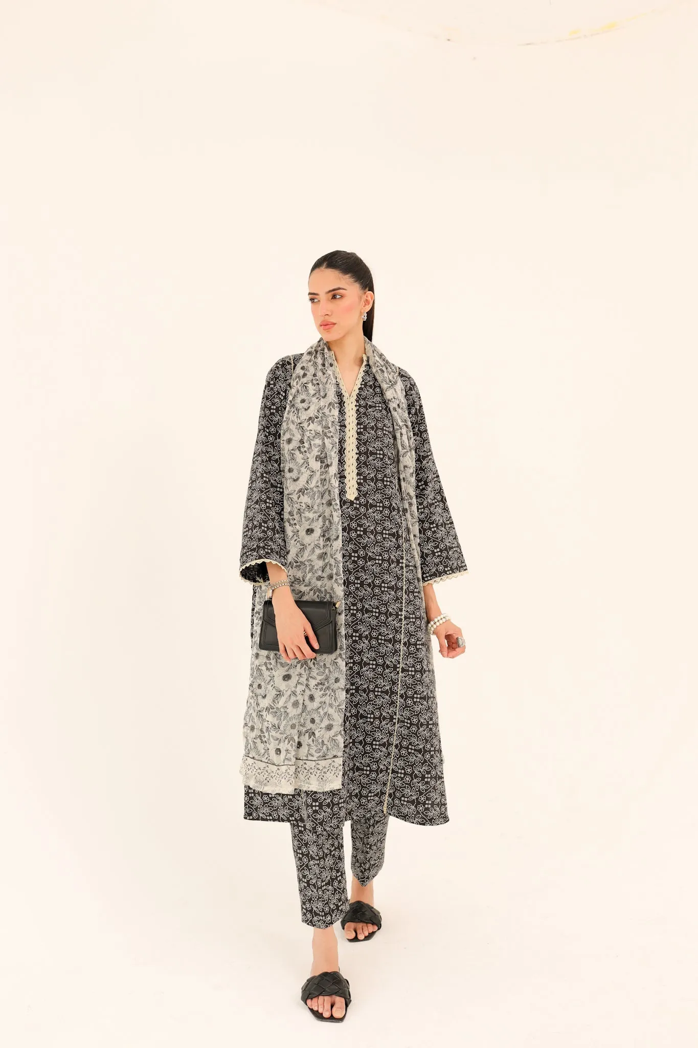50% OFF MIDNIGHT MONOCHROME SET (NPA3-23412)