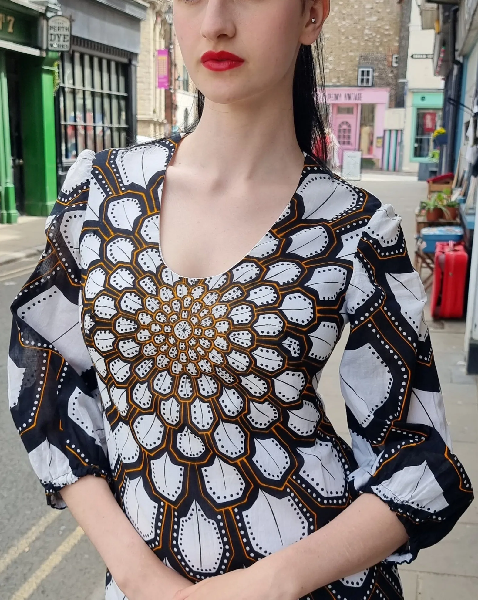 Amazing 1970s vintage dress - S/M