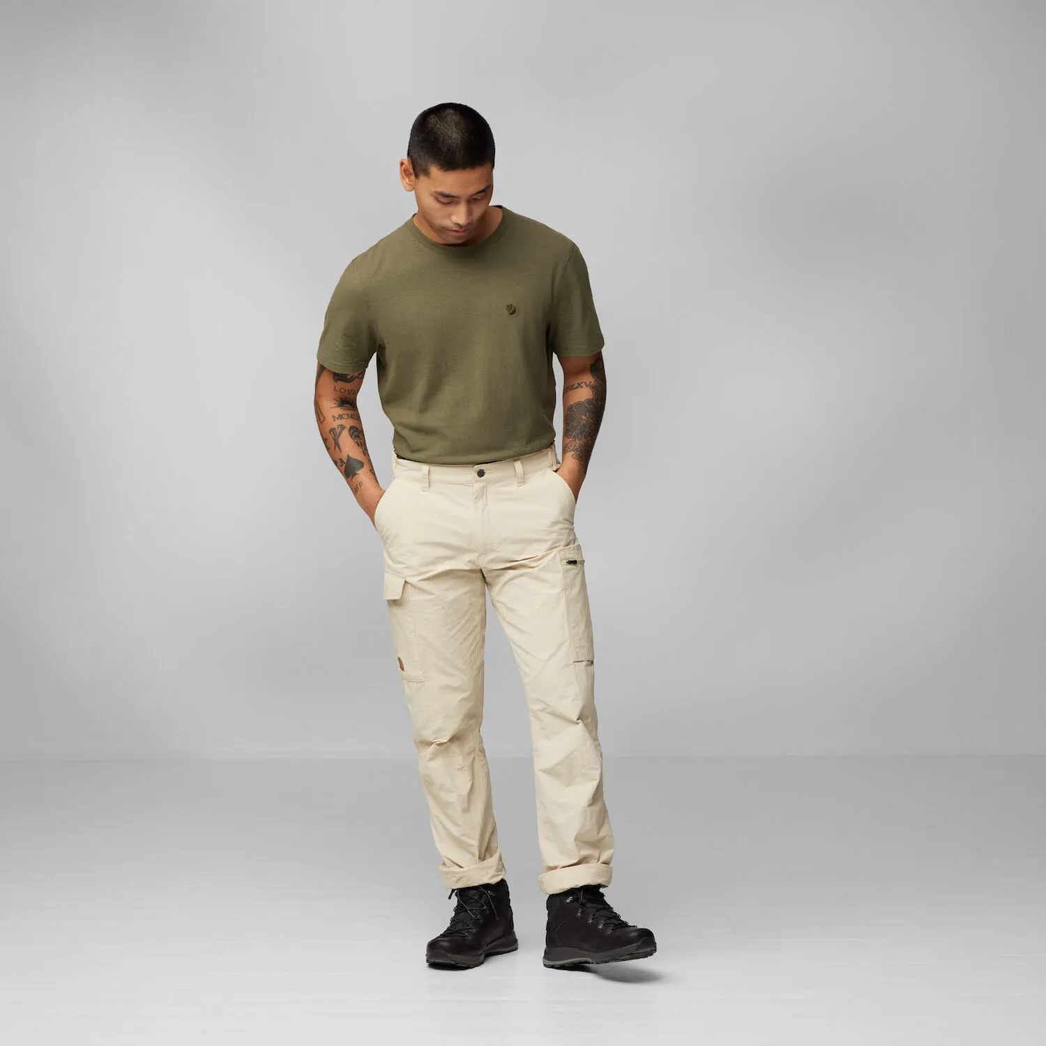Fjällräven Men&#x27;s Travellers Mt Trousers Light Beige | Buy Fjällräven Men&#x27;s Travellers Mt Trousers Light Beige here | Outnorth
