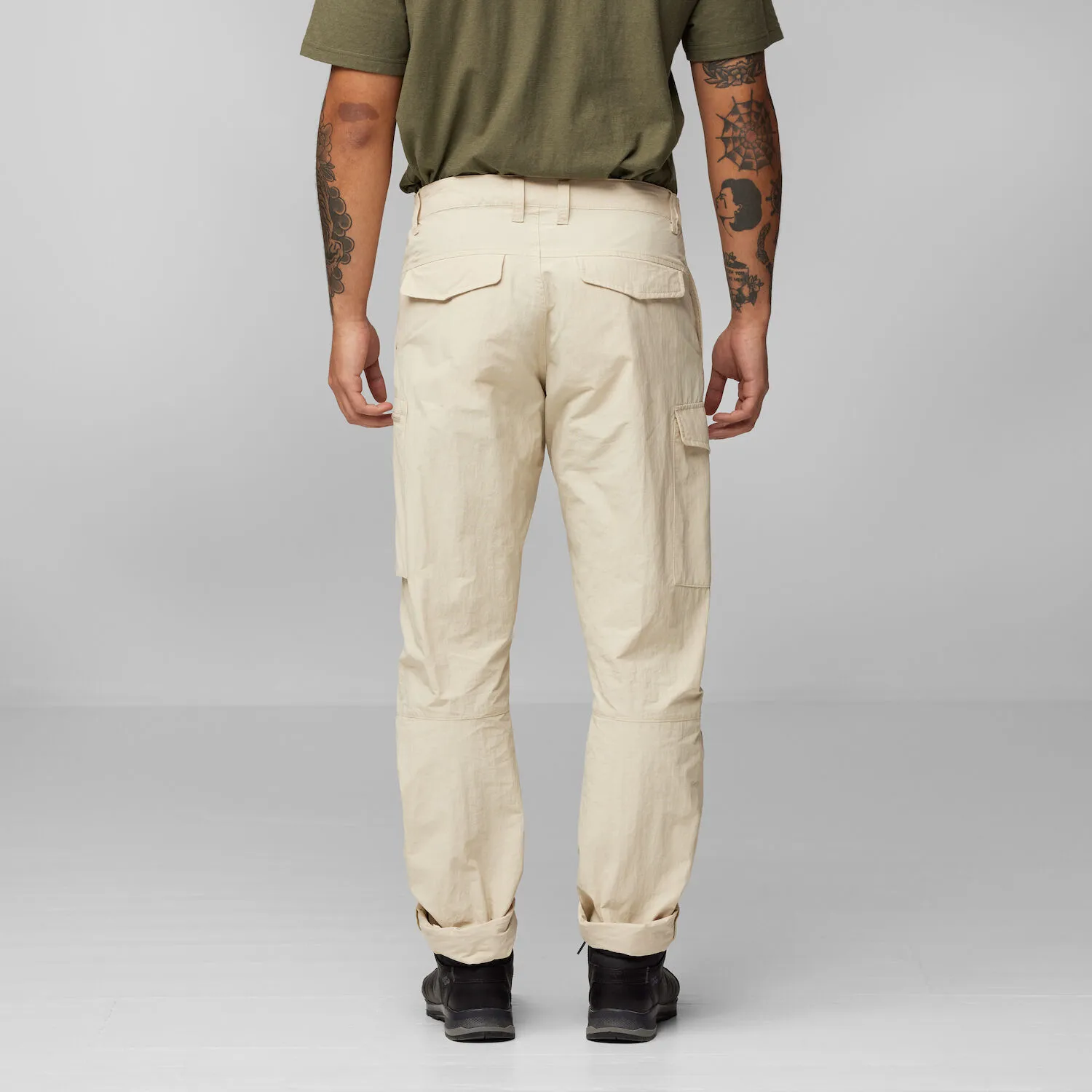 Fjällräven Men&#x27;s Travellers Mt Trousers Light Beige | Buy Fjällräven Men&#x27;s Travellers Mt Trousers Light Beige here | Outnorth