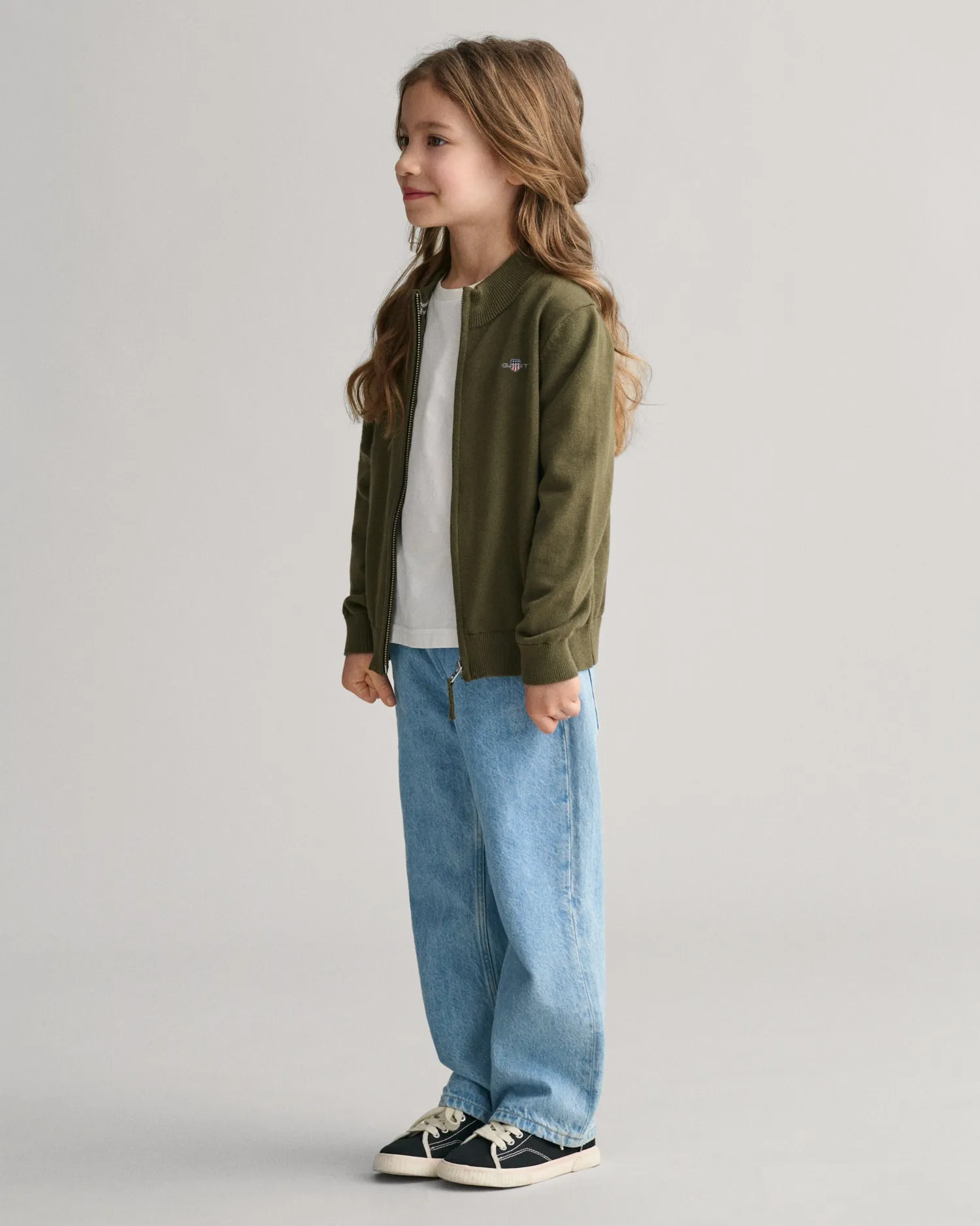 Gant Boys Green Solid Round Neck Full Sleeves Cardigan