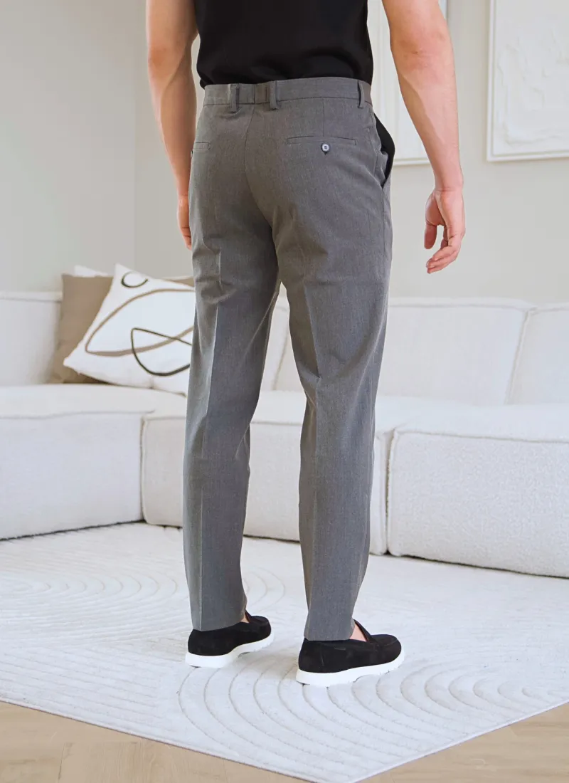 Lightweight tapered trousers - Light grey