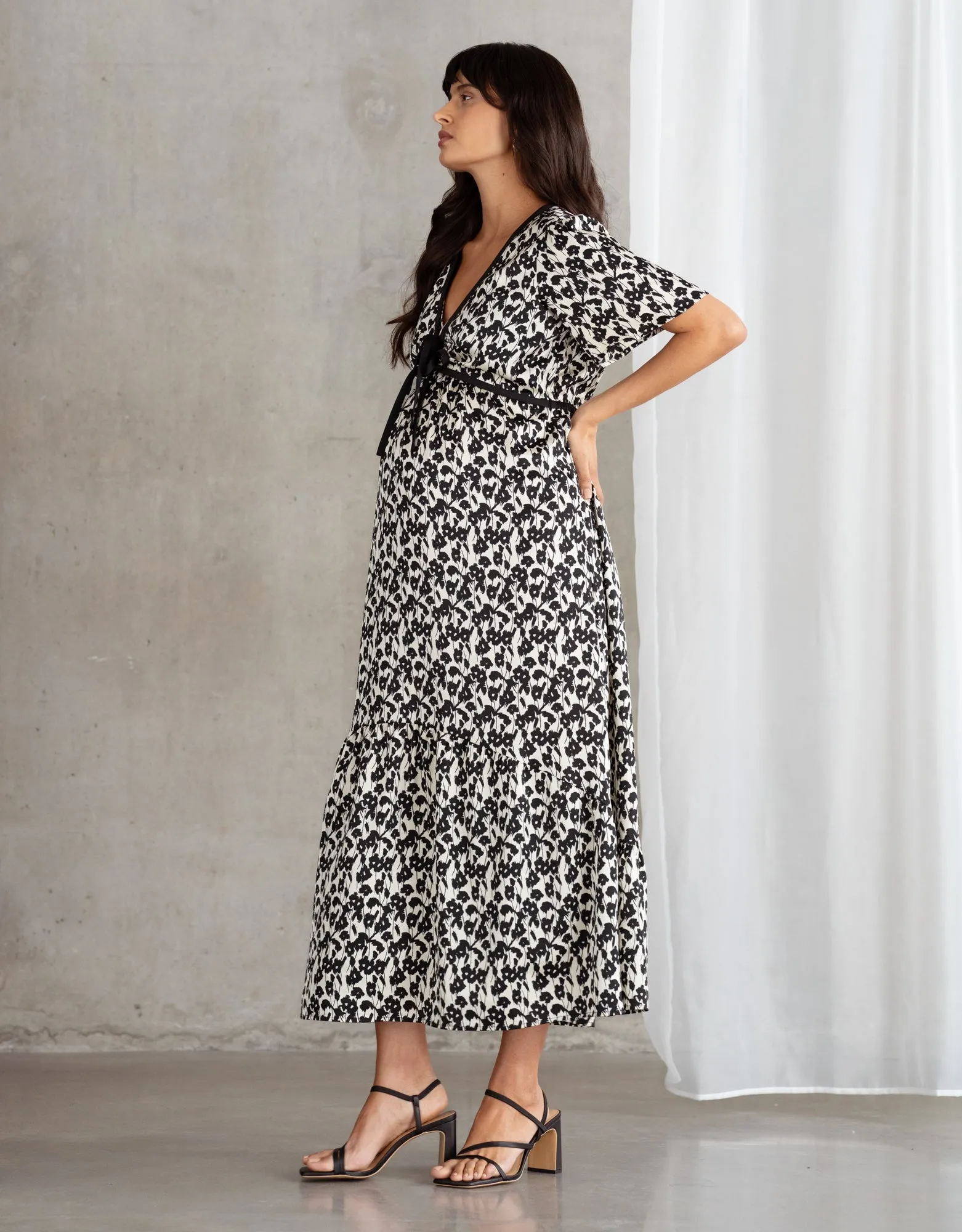 Monochrome Floral Print Maternity   Nursing Tea Dress with Bow Detail