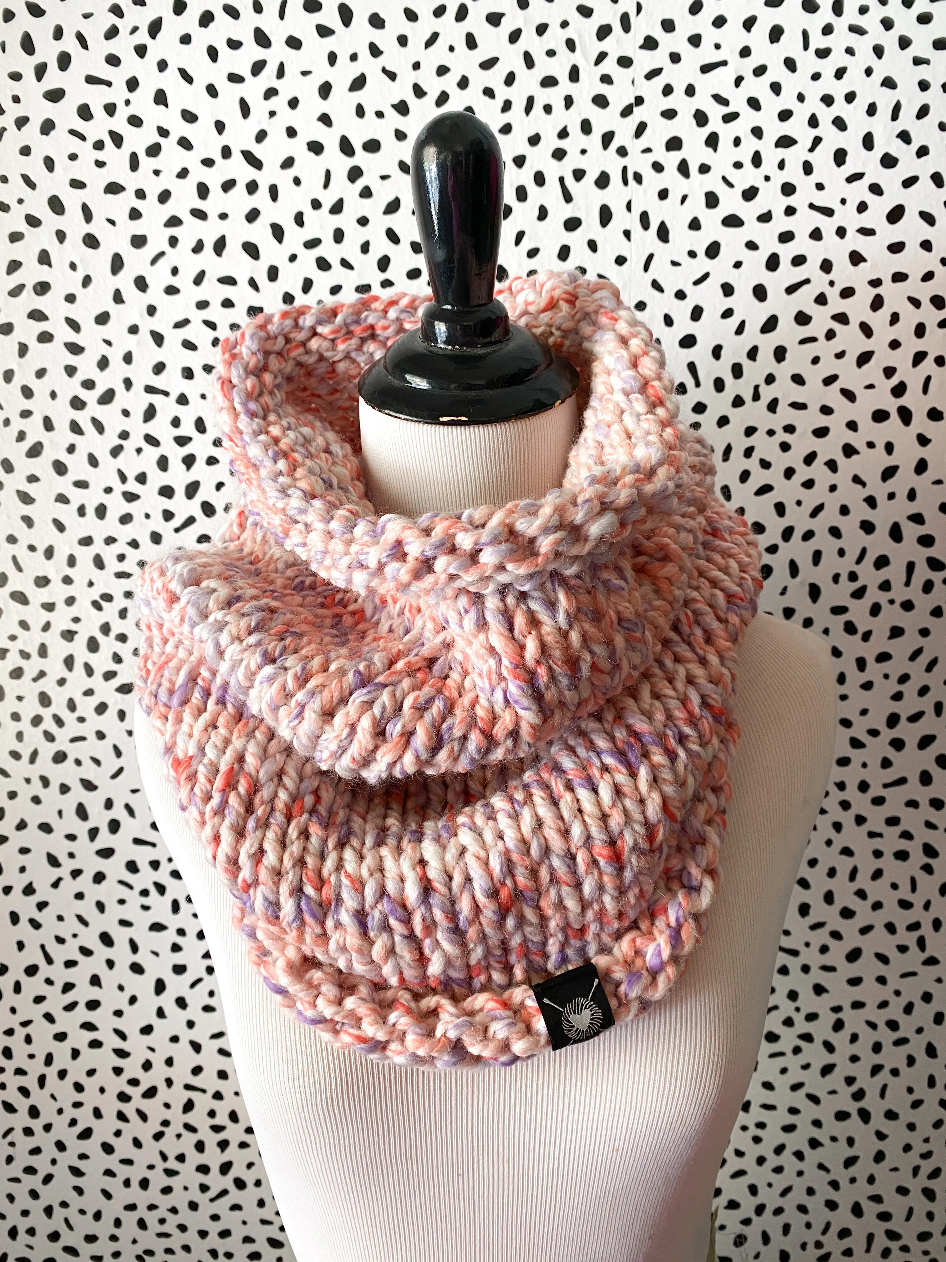 Neckwarmer in Magic Twist