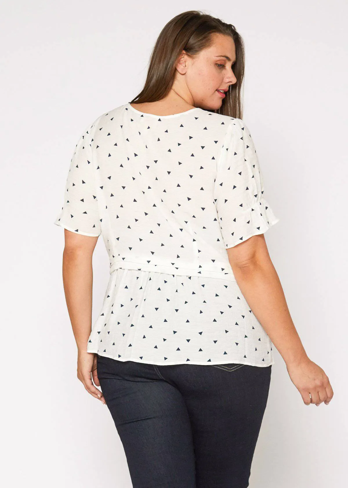 Plus Size Triangle Print Short Sleeve Blouse in White Triangle