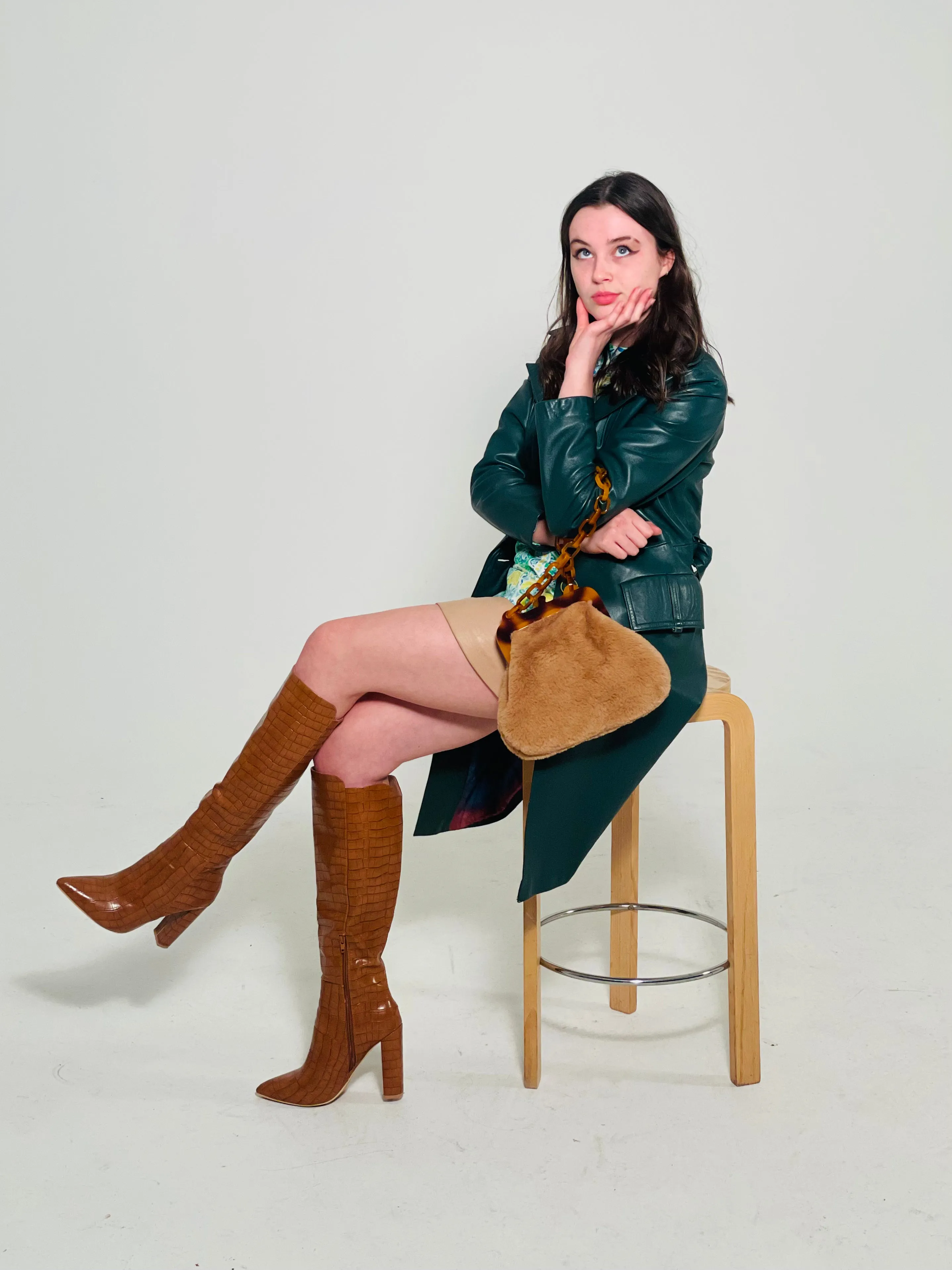 RENT the 70s Retro Look
