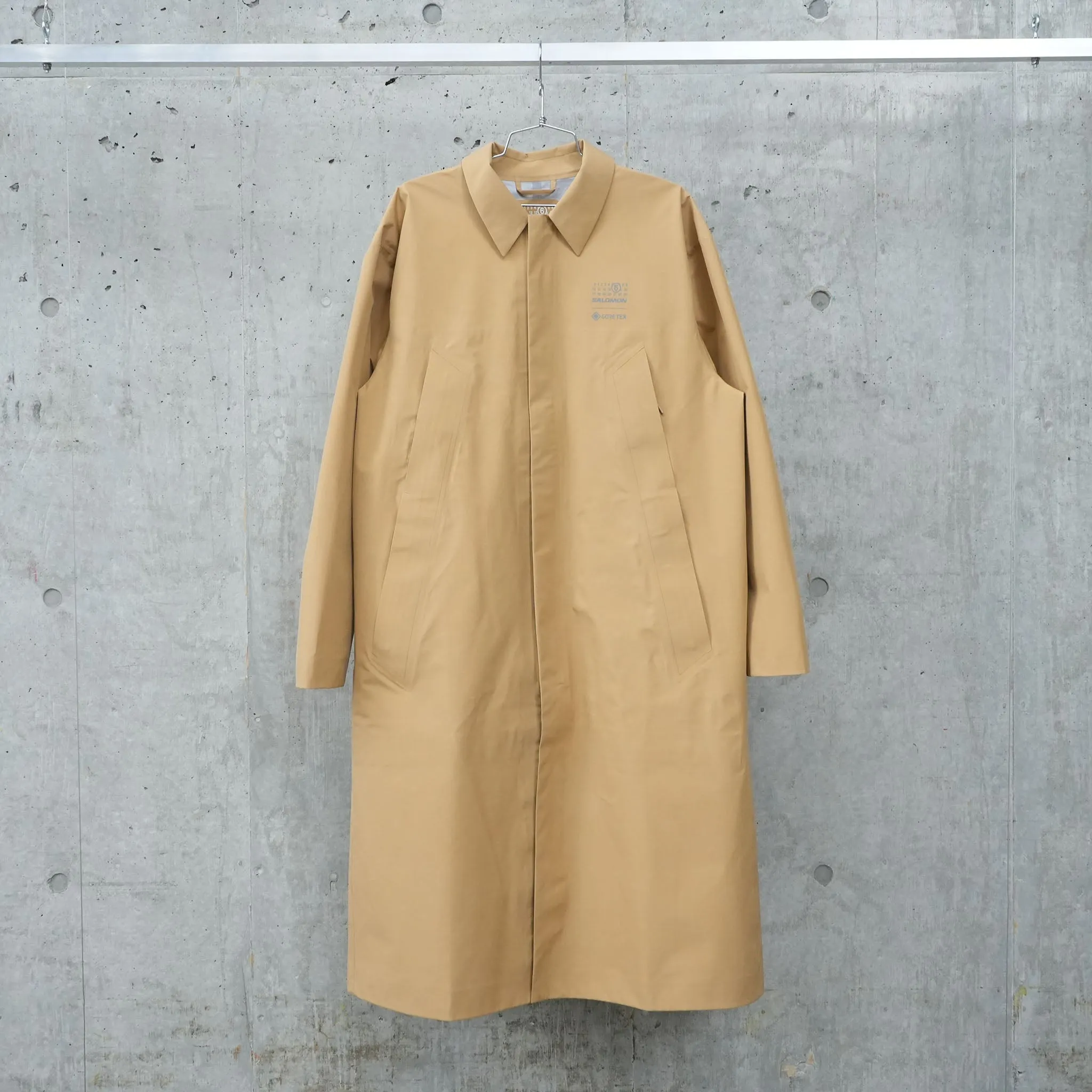 TRENCH COAT / 128
