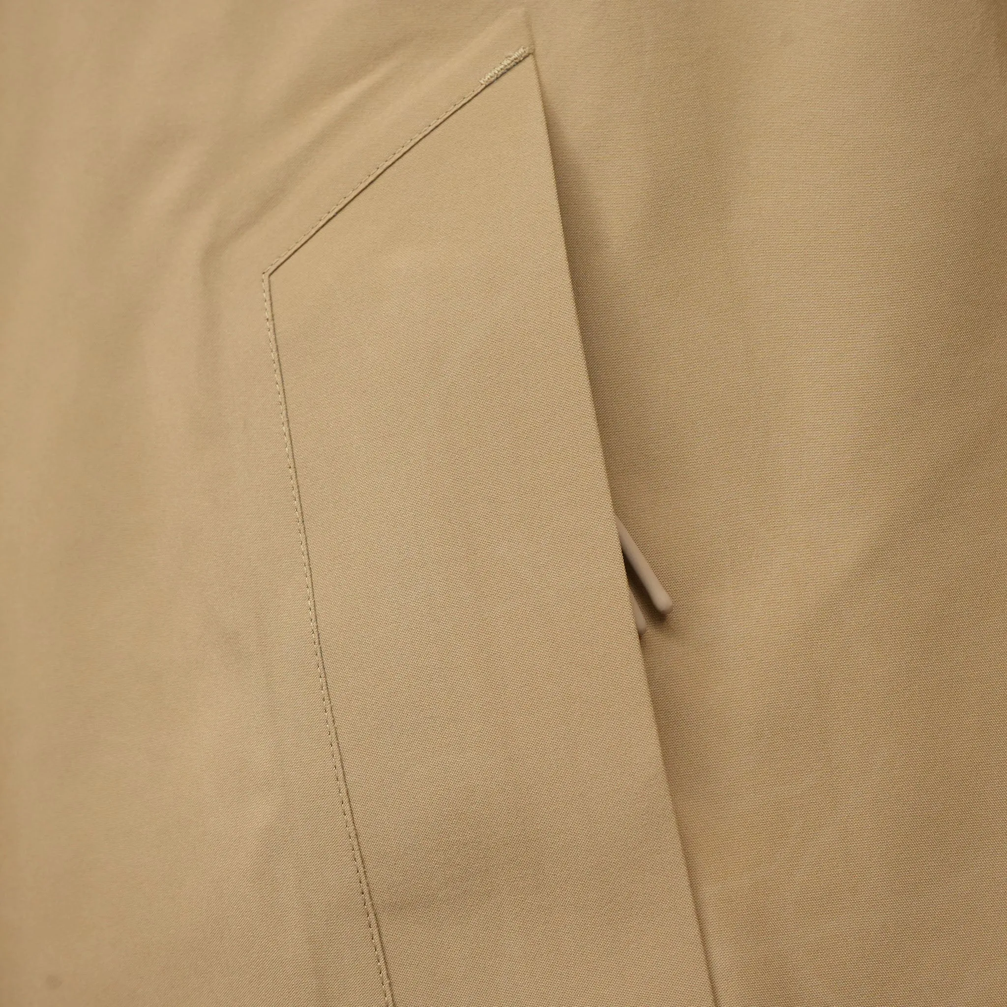 TRENCH COAT / 128